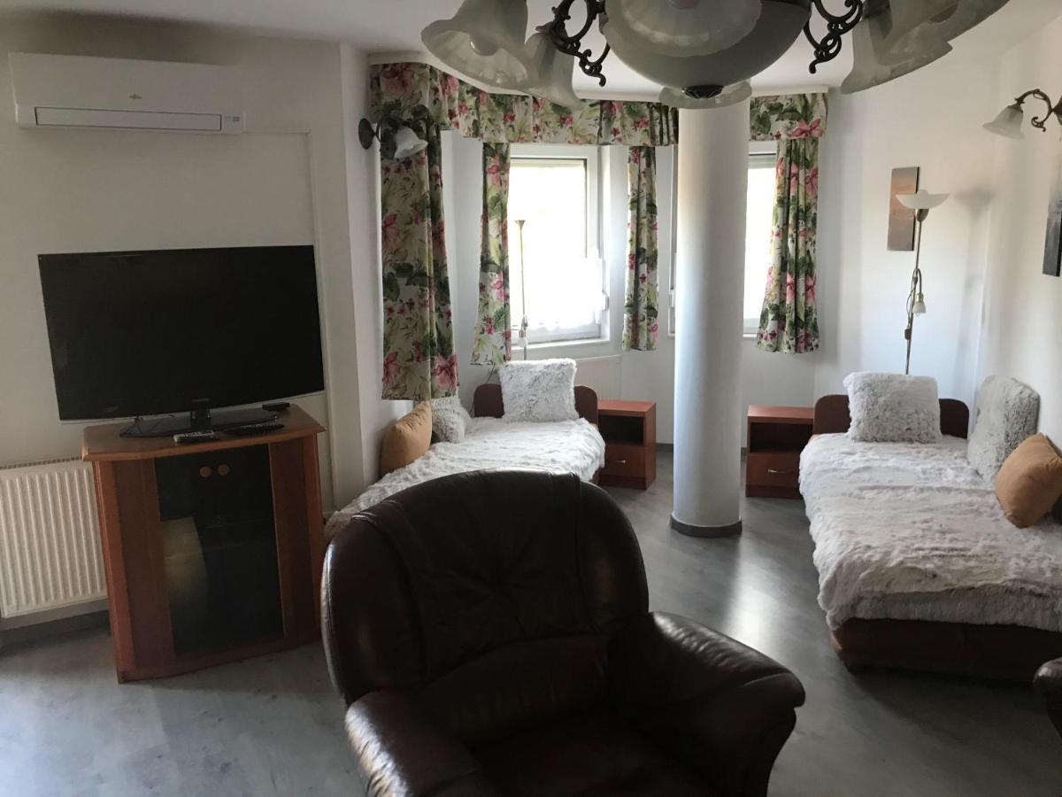 City Center Apartments Hévíz Eksteriør bilde